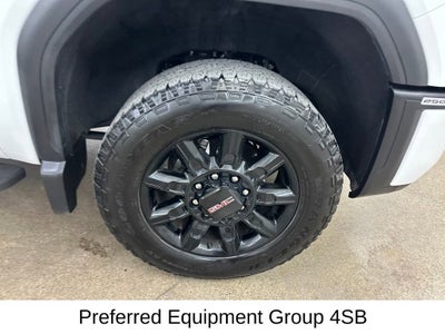 2025 GMC Sierra 2500 HD AT4