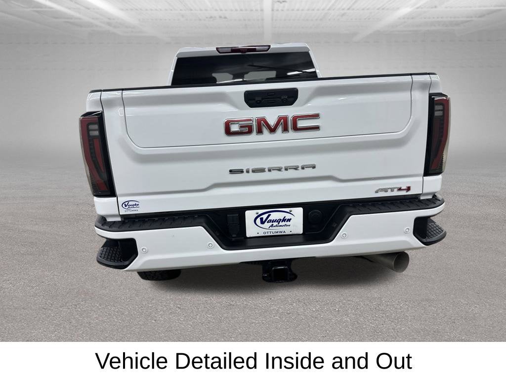 2025 GMC Sierra 2500 HD AT4