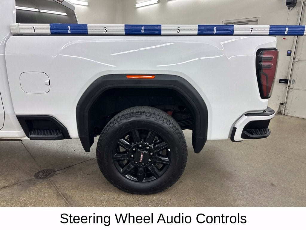 2025 GMC Sierra 2500 HD AT4