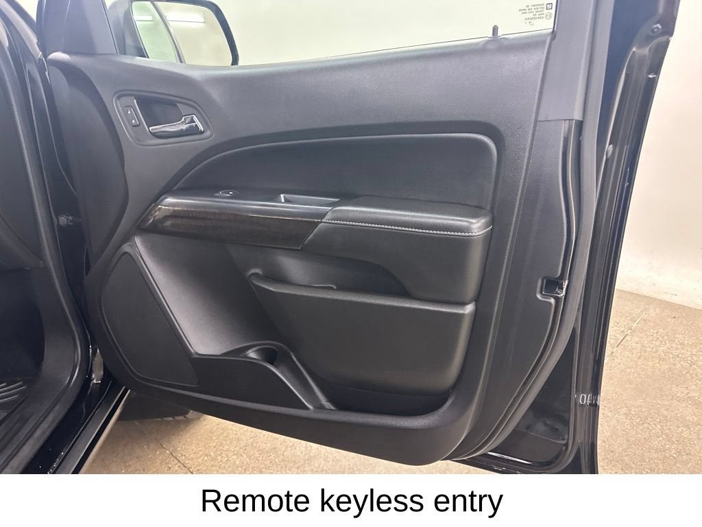 2017 GMC Canyon 4WD SLT