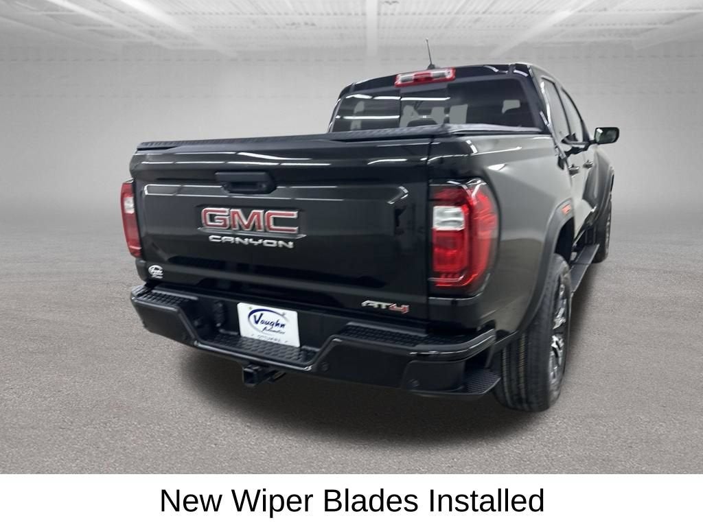 2024 GMC Canyon AT4