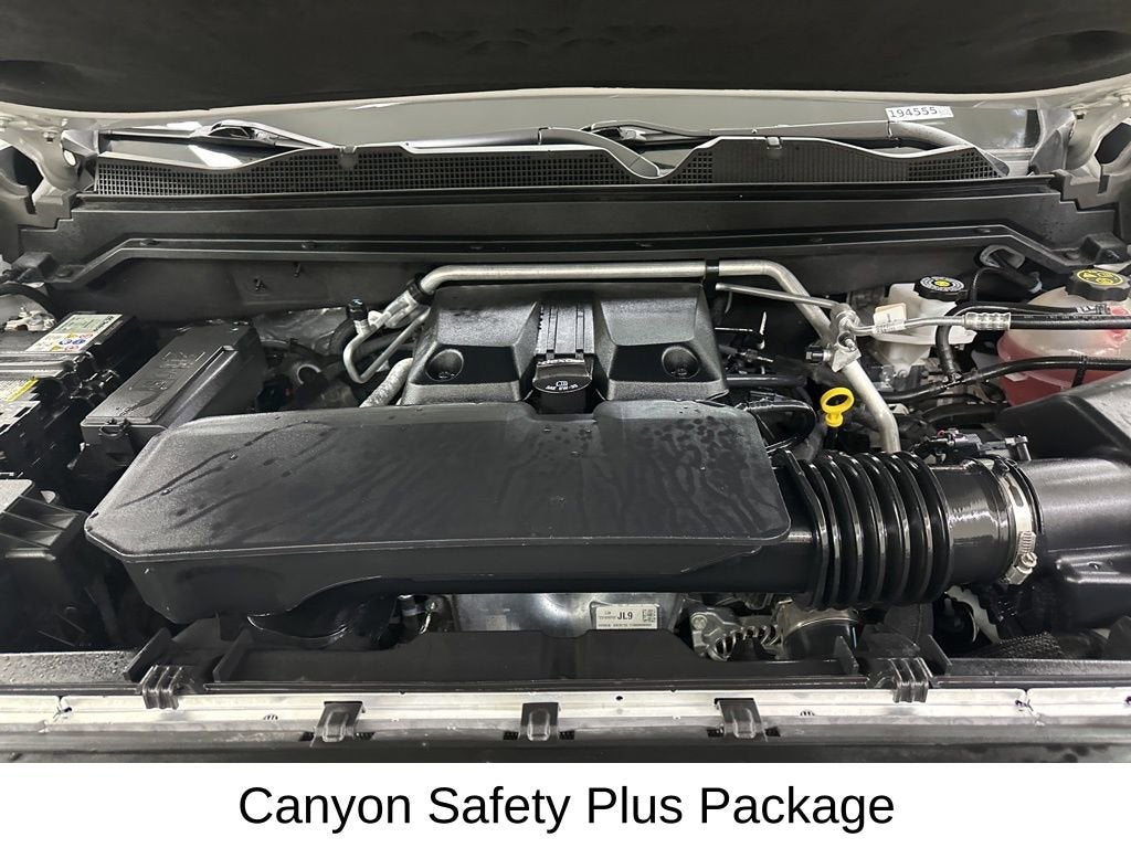 2023 GMC Canyon AT4