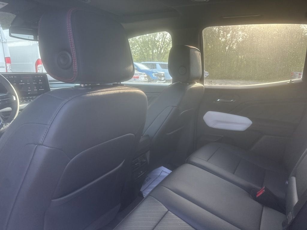 2023 GMC Canyon AT4X