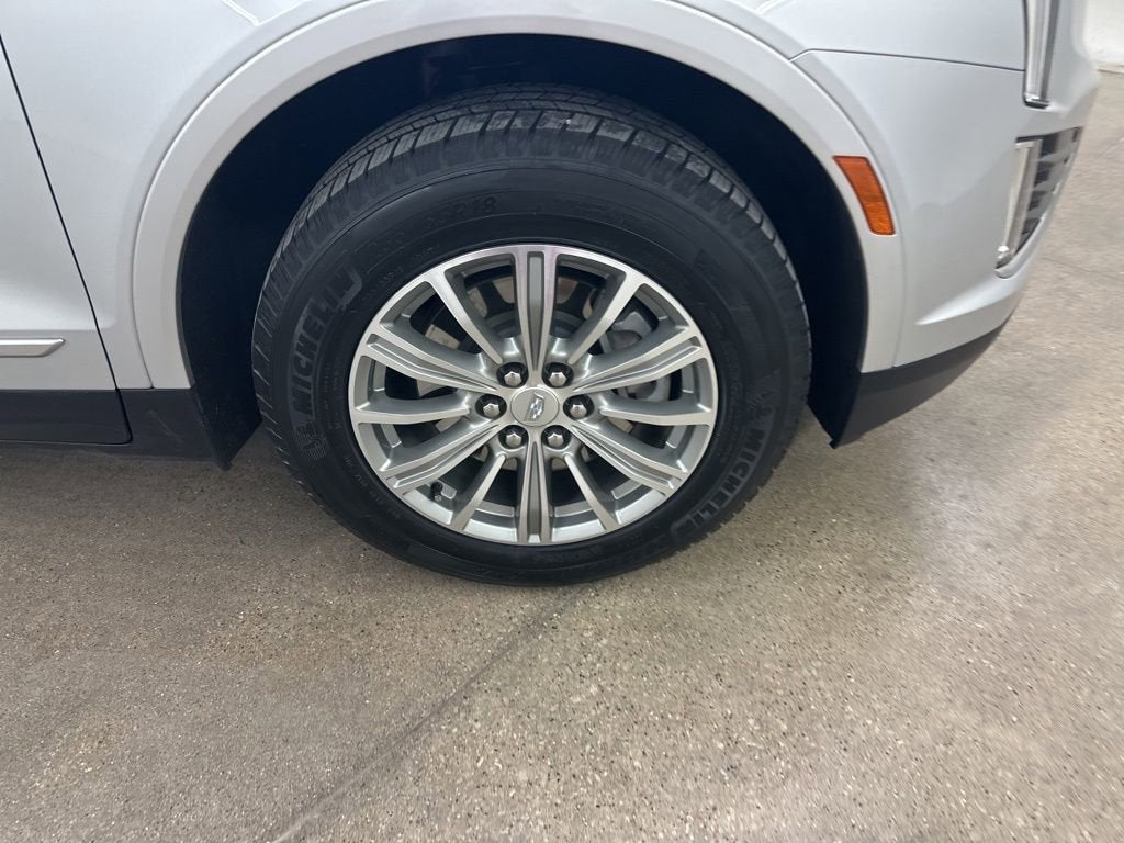 2017 Cadillac XT5 Luxury FWD