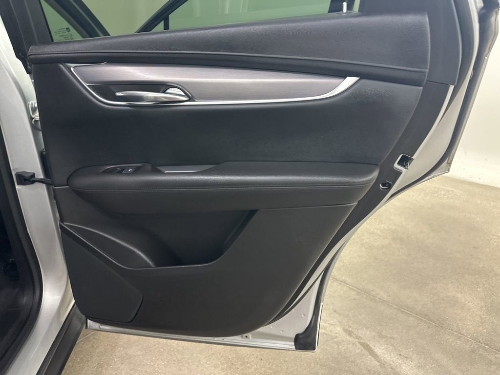 2017 Cadillac XT5 Luxury FWD