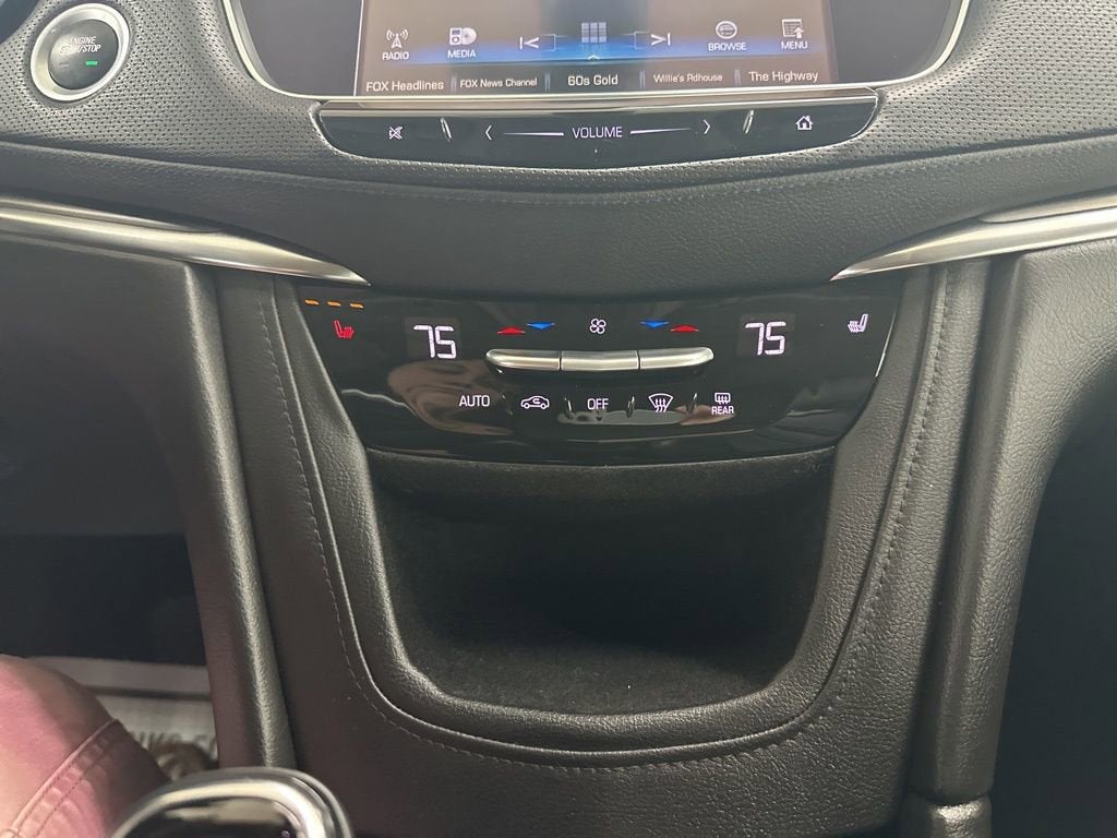 2017 Cadillac XT5 Luxury FWD