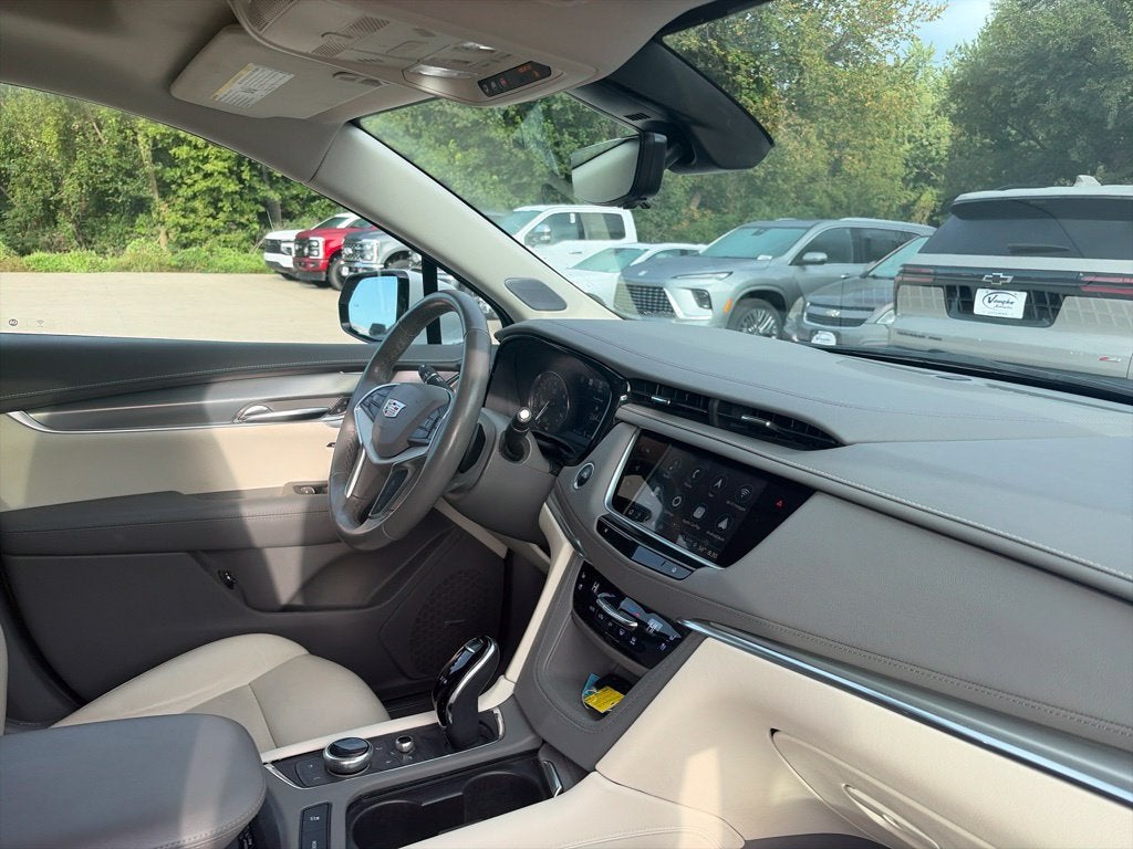 2024 Cadillac XT5 Premium Luxury