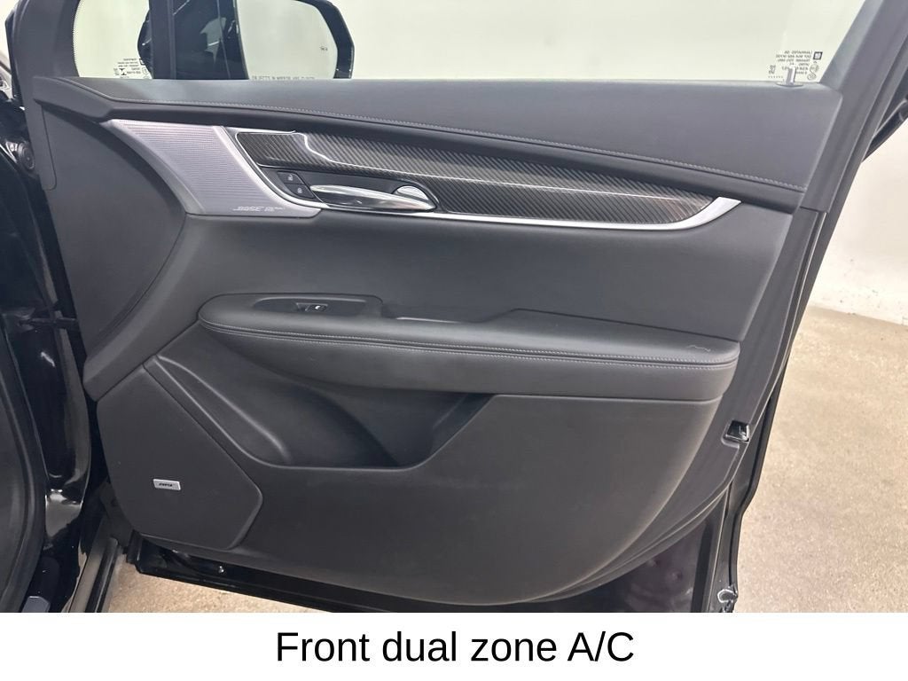 2023 Cadillac XT6 Sport