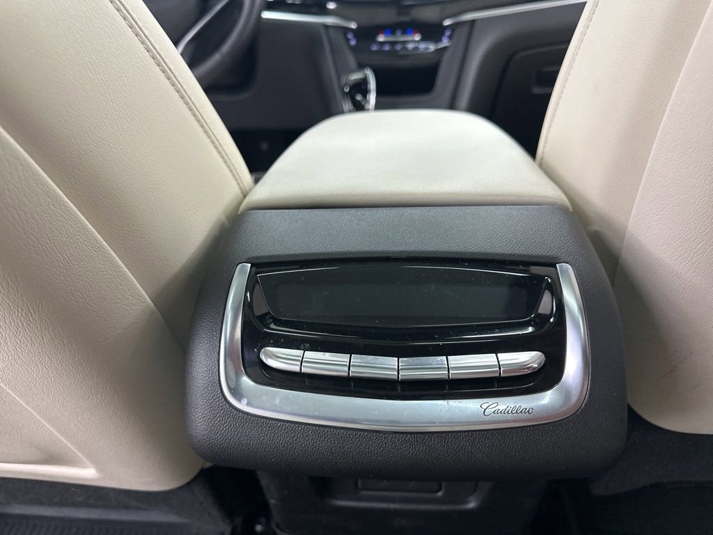 2025 Cadillac XT6 Sport