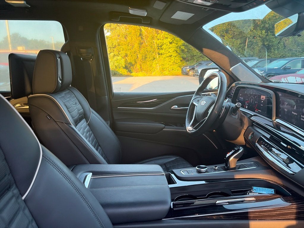 2023 Cadillac Escalade AWD V-Series