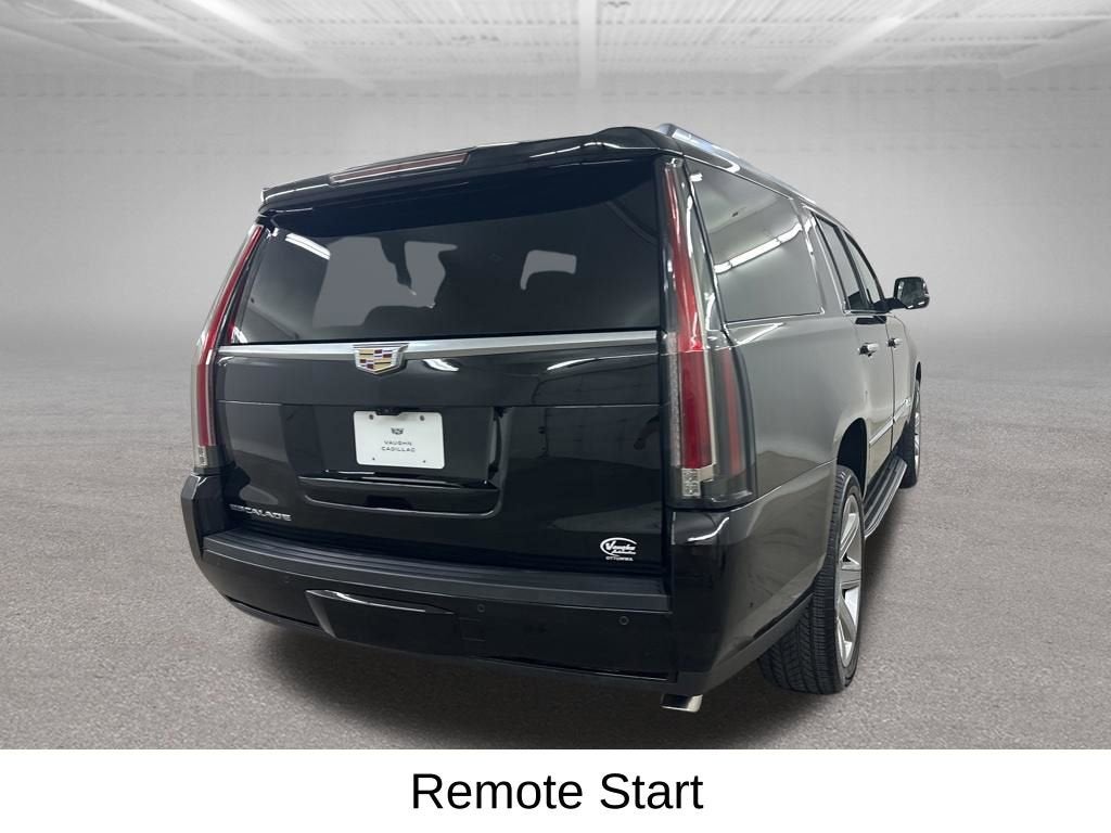 2018 Cadillac Escalade ESV Luxury