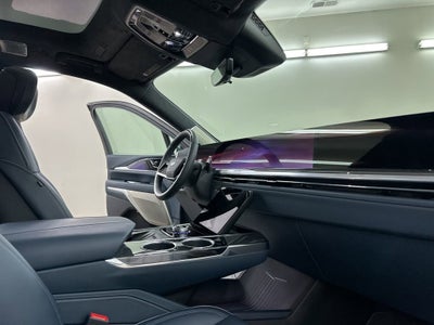 2025 Cadillac ESCALADE IQ Luxury 2