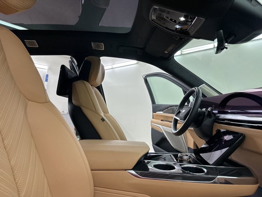 2025 Cadillac ESCALADE IQ Sport 2