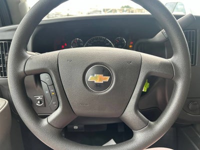 2026 Chevrolet Express Cutaway 3500 1WT