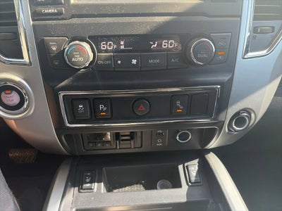 2017 Nissan Titan XD SV