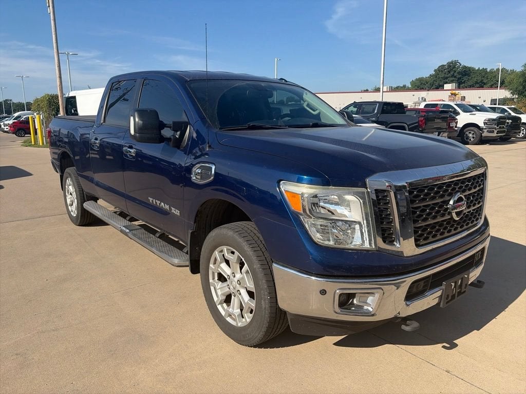 2017 Nissan Titan XD SV