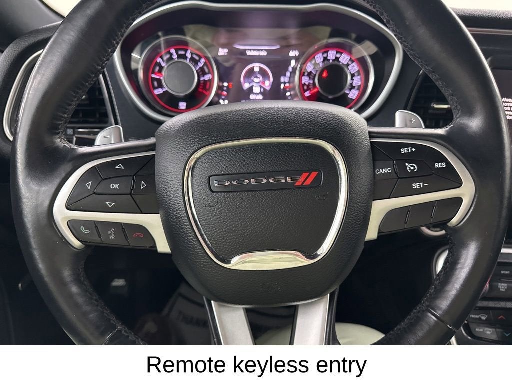 2015 Dodge Challenger SXT Plus