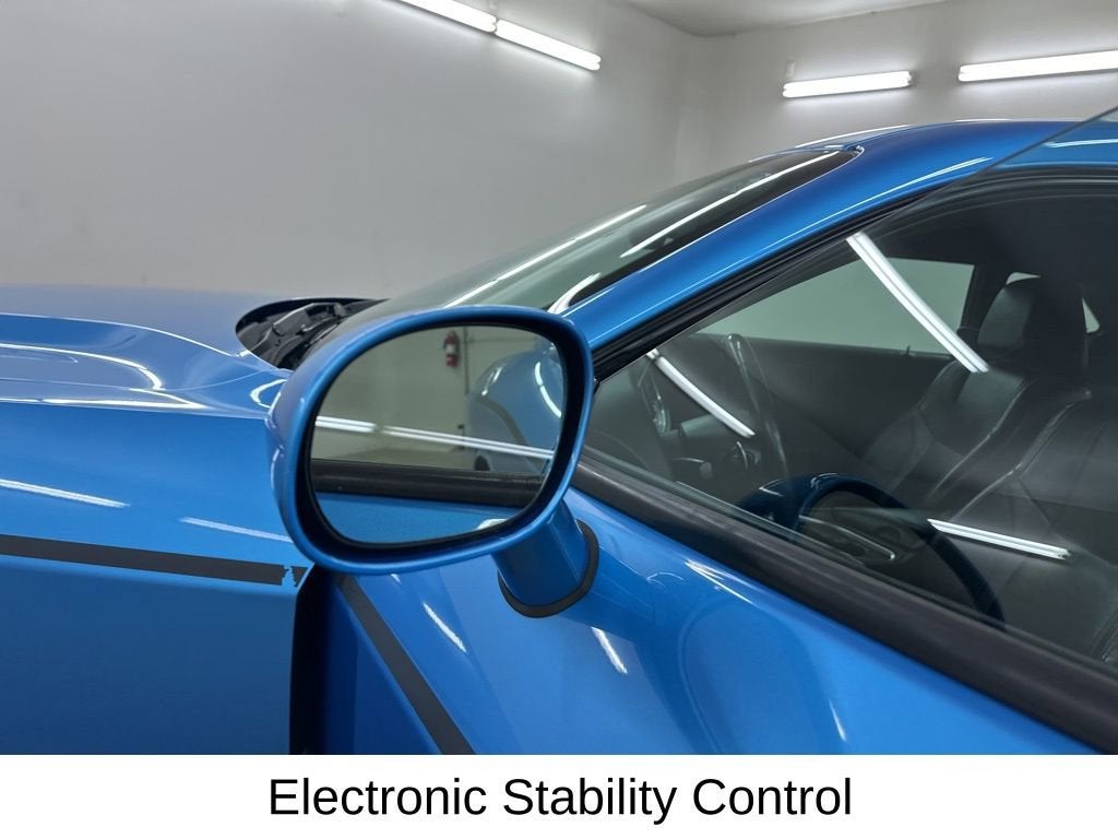 2015 Dodge Challenger SXT Plus