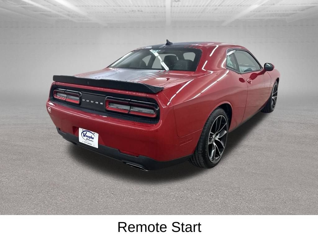 2017 Dodge Challenger 392 Hemi Scat Pack Shaker
