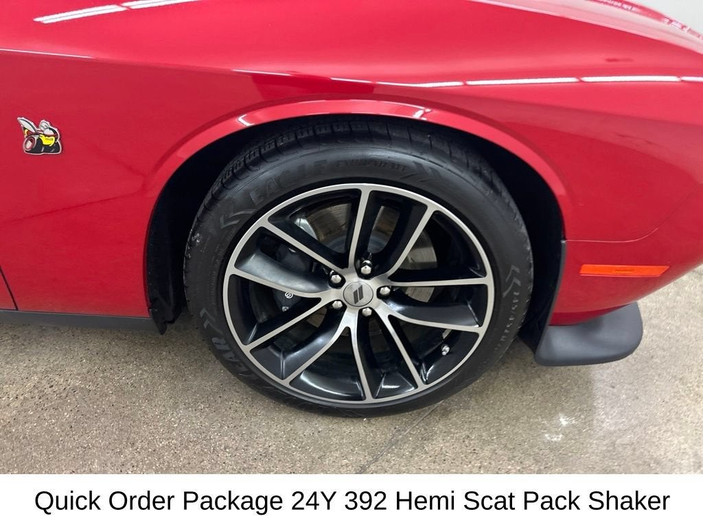 2017 Dodge Challenger 392 Hemi Scat Pack Shaker
