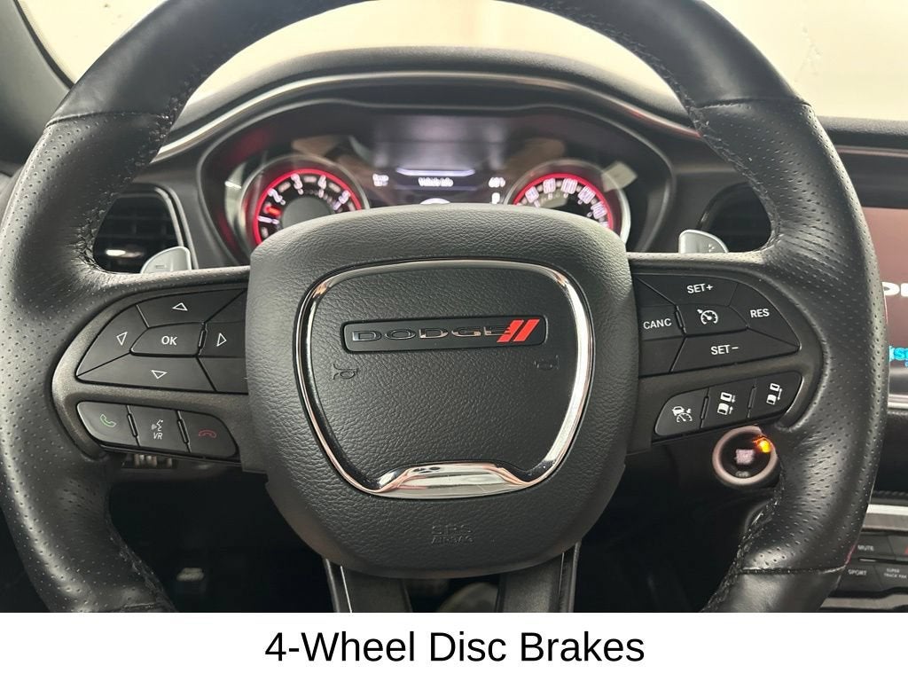 2017 Dodge Challenger 392 Hemi Scat Pack Shaker