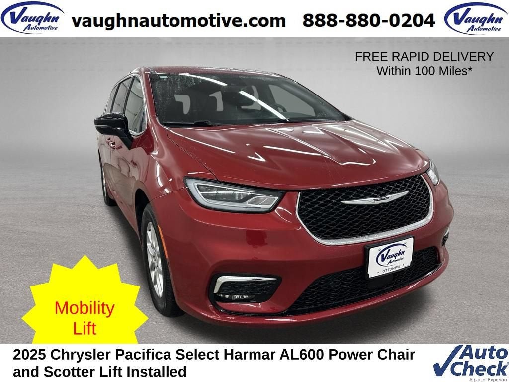2025 Chrysler Pacifica Select