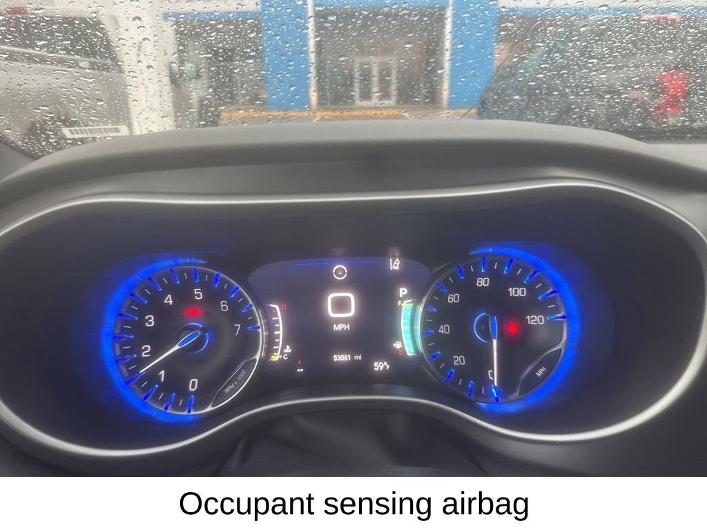 2025 Chrysler Pacifica Select