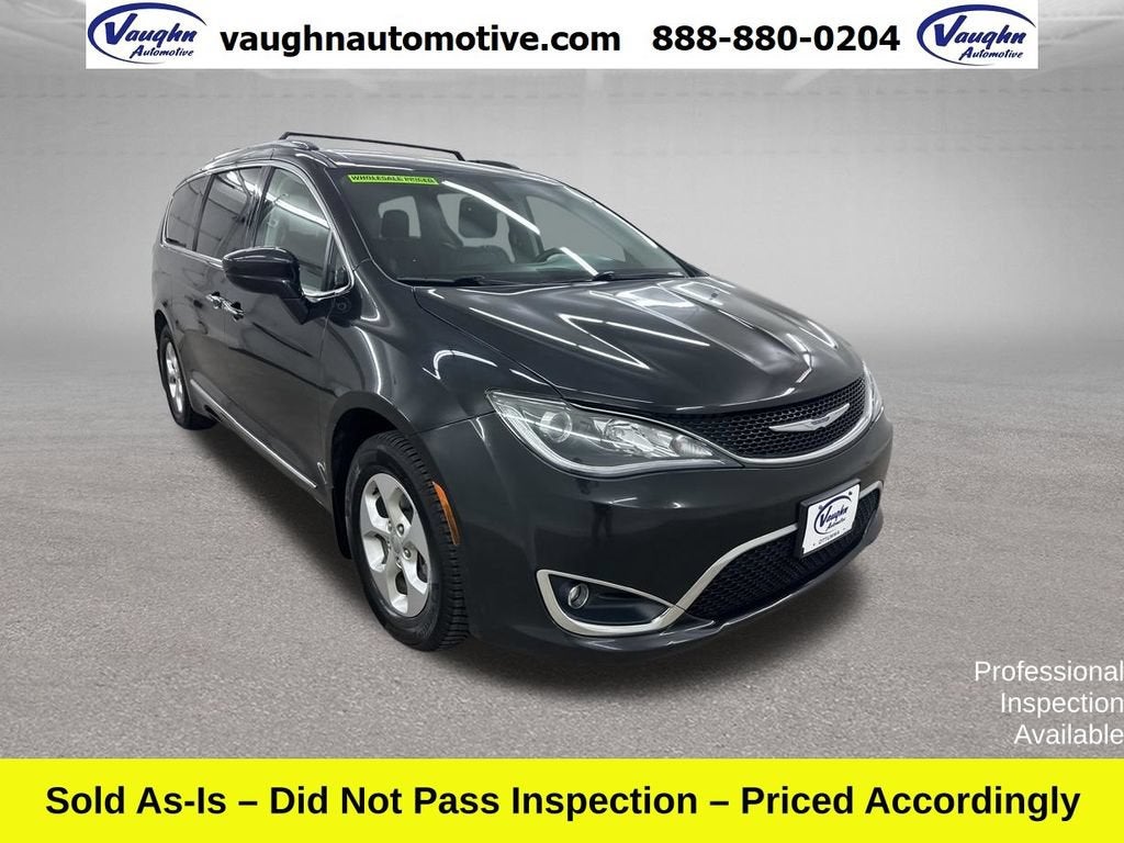2017 Chrysler Pacifica Touring-L Plus