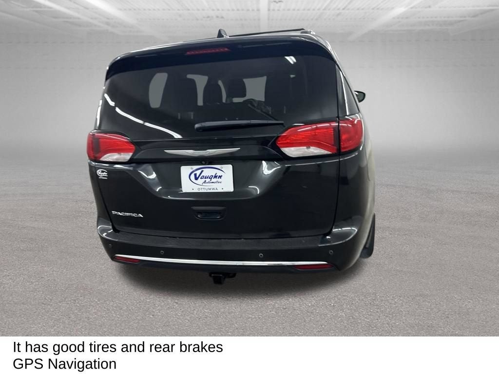 2017 Chrysler Pacifica Touring-L Plus