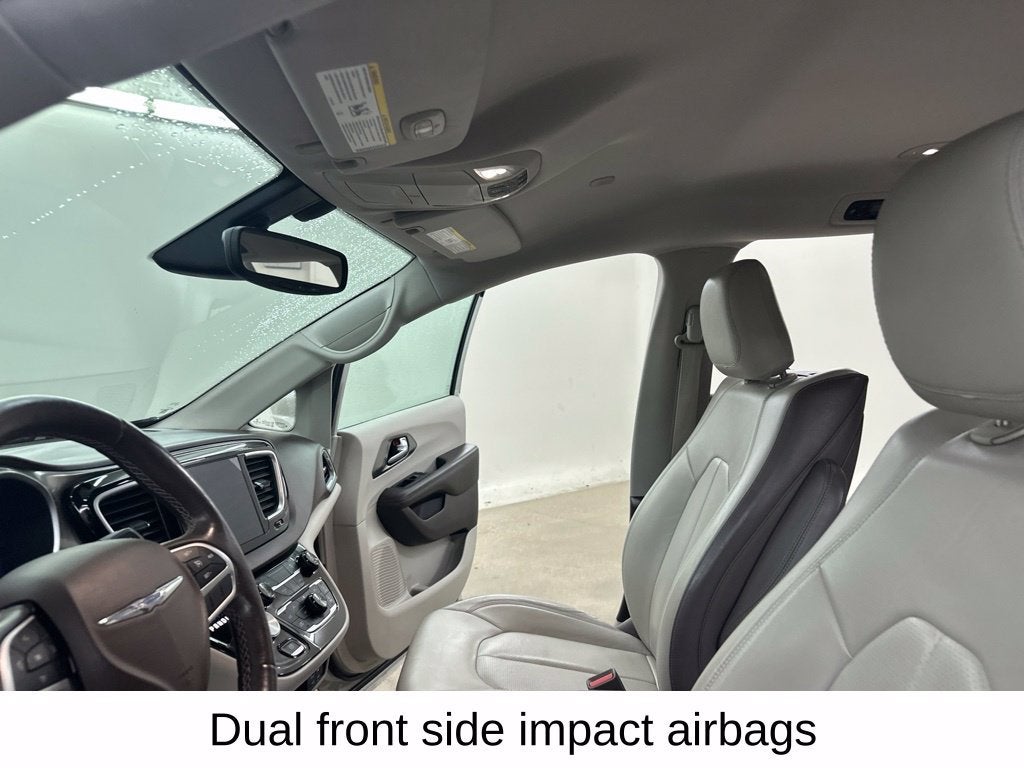 2017 Chrysler Pacifica Touring-L Plus
