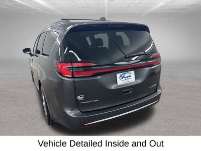 2022 Chrysler Pacifica Limited