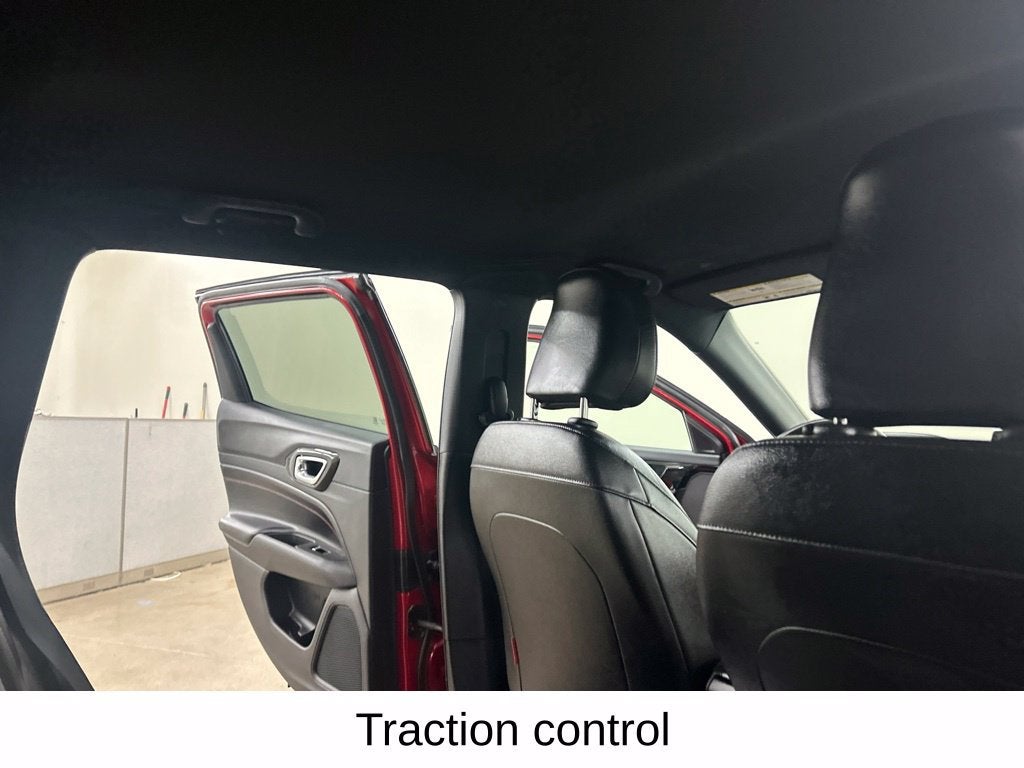 2025 Jeep Compass Trailhawk