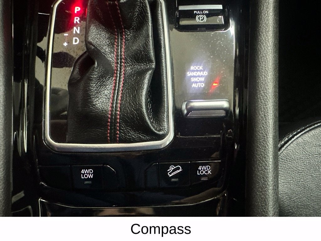 2025 Jeep Compass Trailhawk