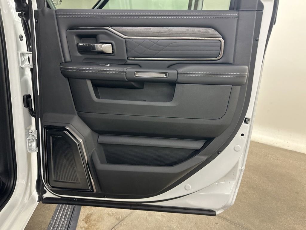 2026 RAM 2500 Limited