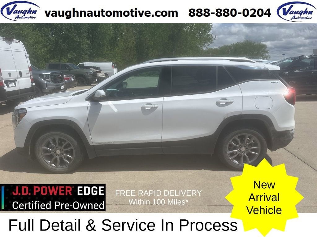 2022 GMC Terrain SLT