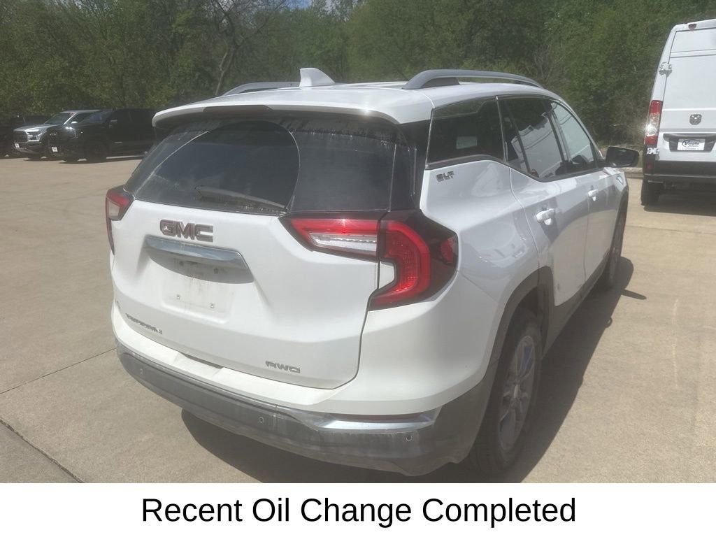 2022 GMC Terrain SLT