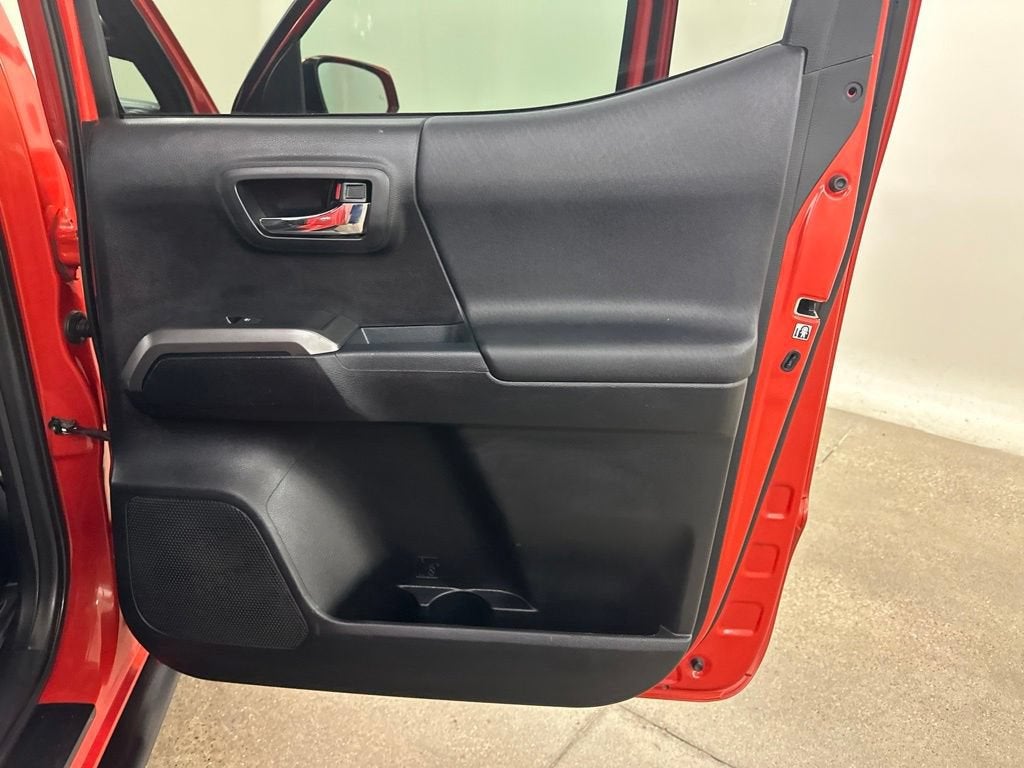 2016 Toyota Tacoma SR5