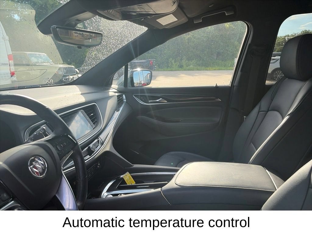 2024 Buick Enclave Essence
