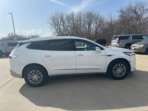 2023 Buick Enclave Premium