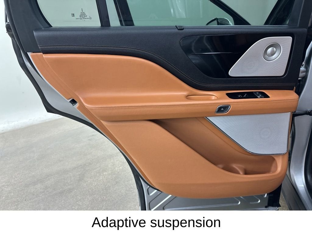 2022 Lincoln Aviator Black Label