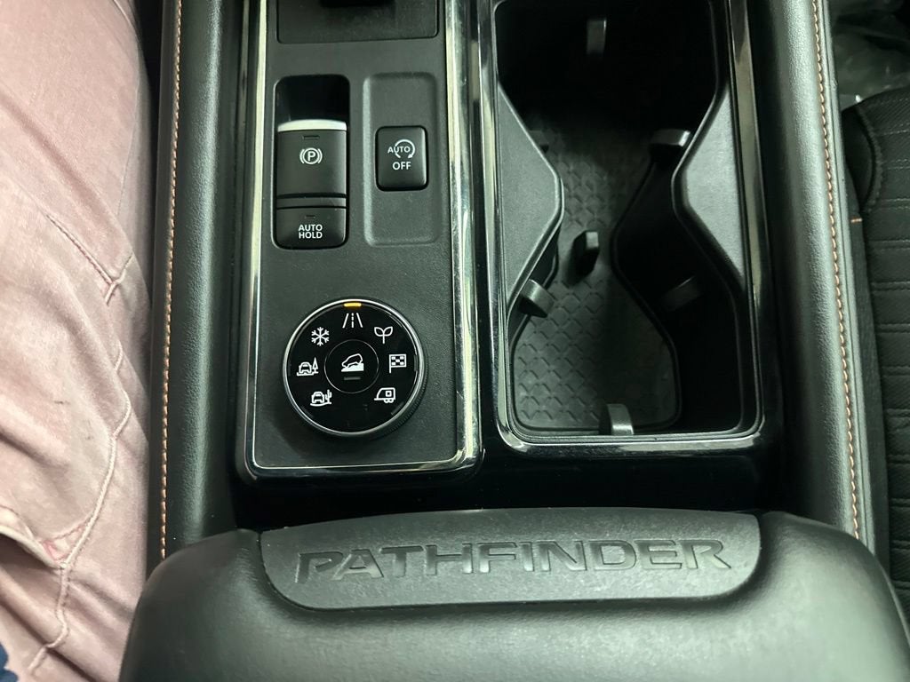 2023 Nissan Pathfinder Rock Creek