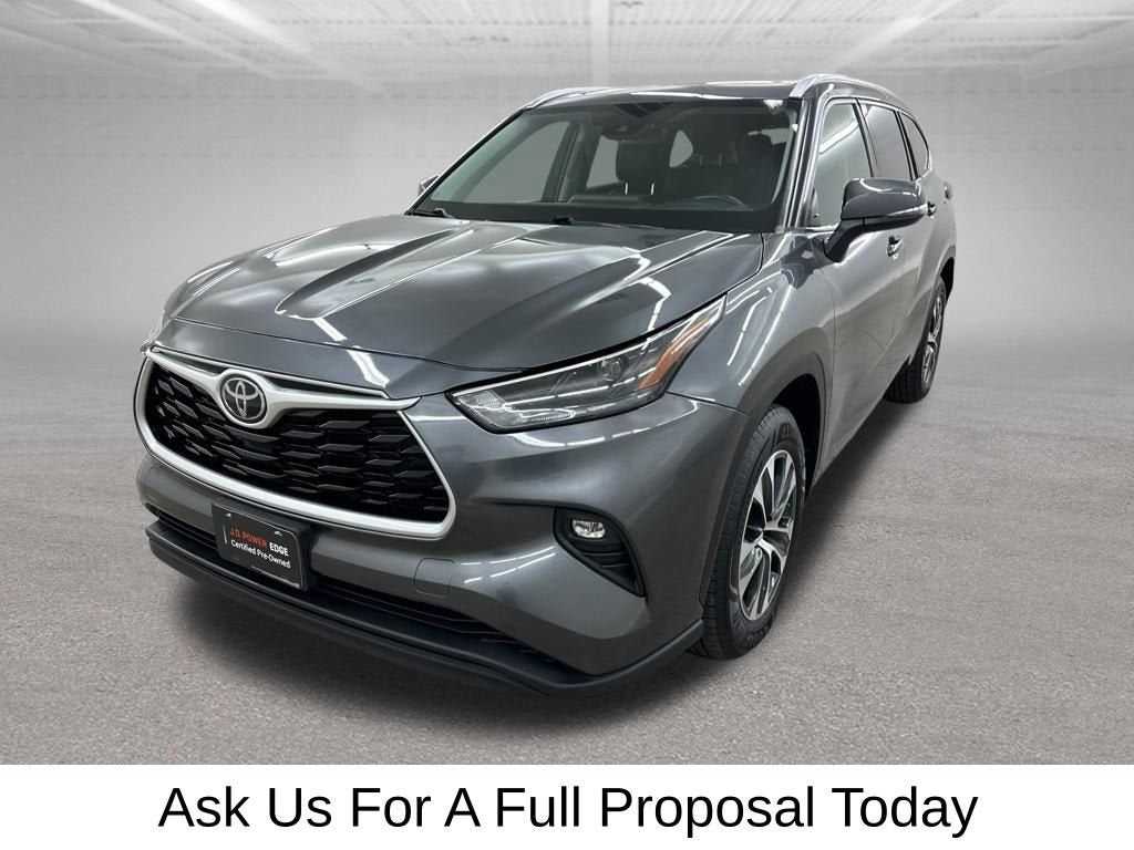 2022 Toyota Highlander XLE
