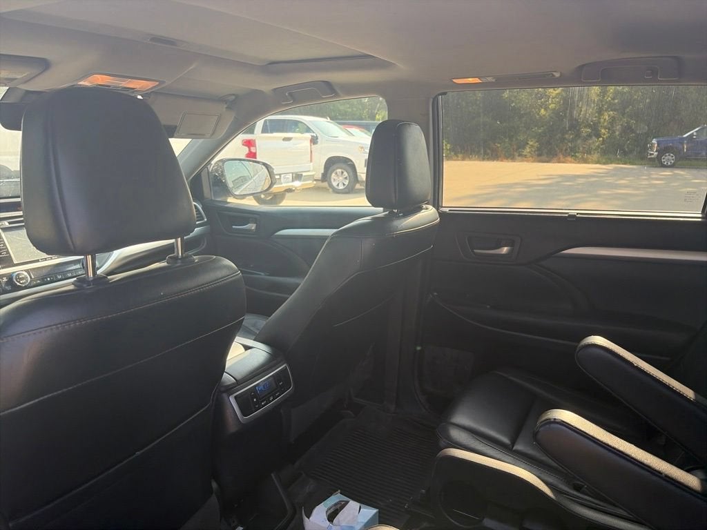 2018 Toyota Highlander SE