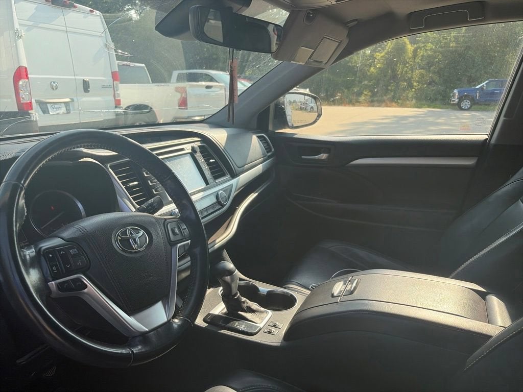 2018 Toyota Highlander SE