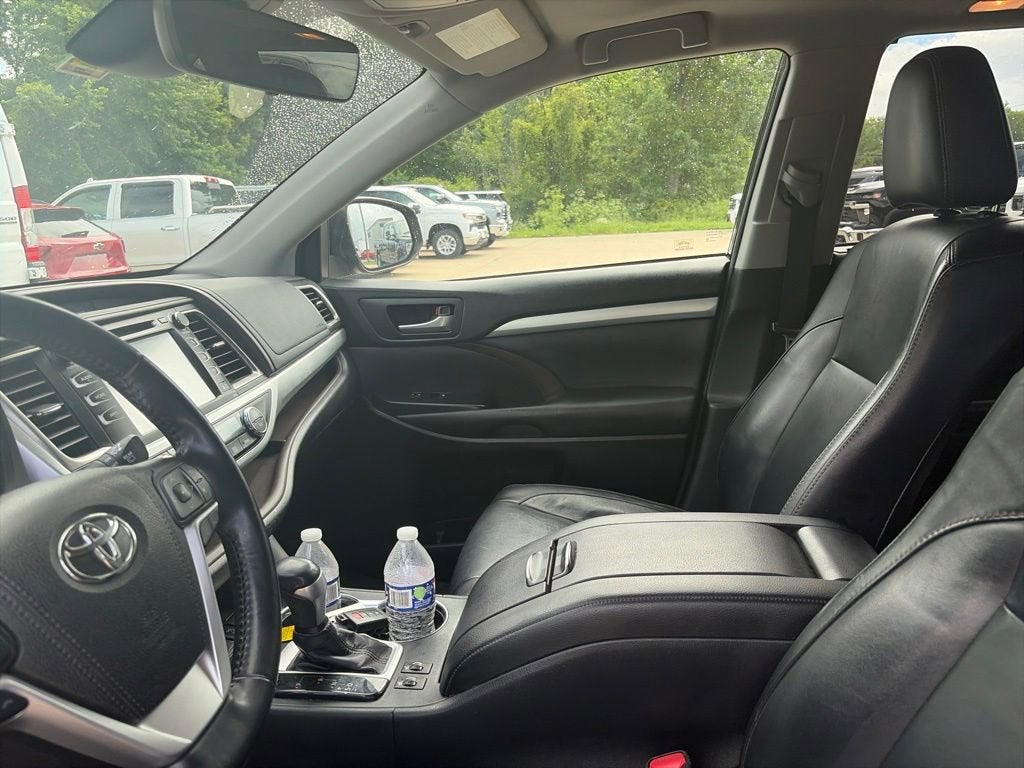 2018 Toyota Highlander SE
