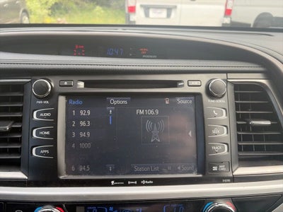 2018 Toyota Highlander SE
