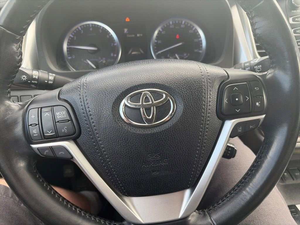 2018 Toyota Highlander SE