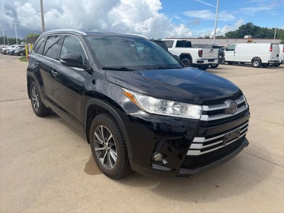 2018 Toyota Highlander SE
