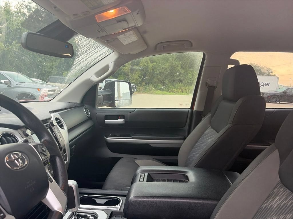 2018 Toyota Tundra 4WD SR5