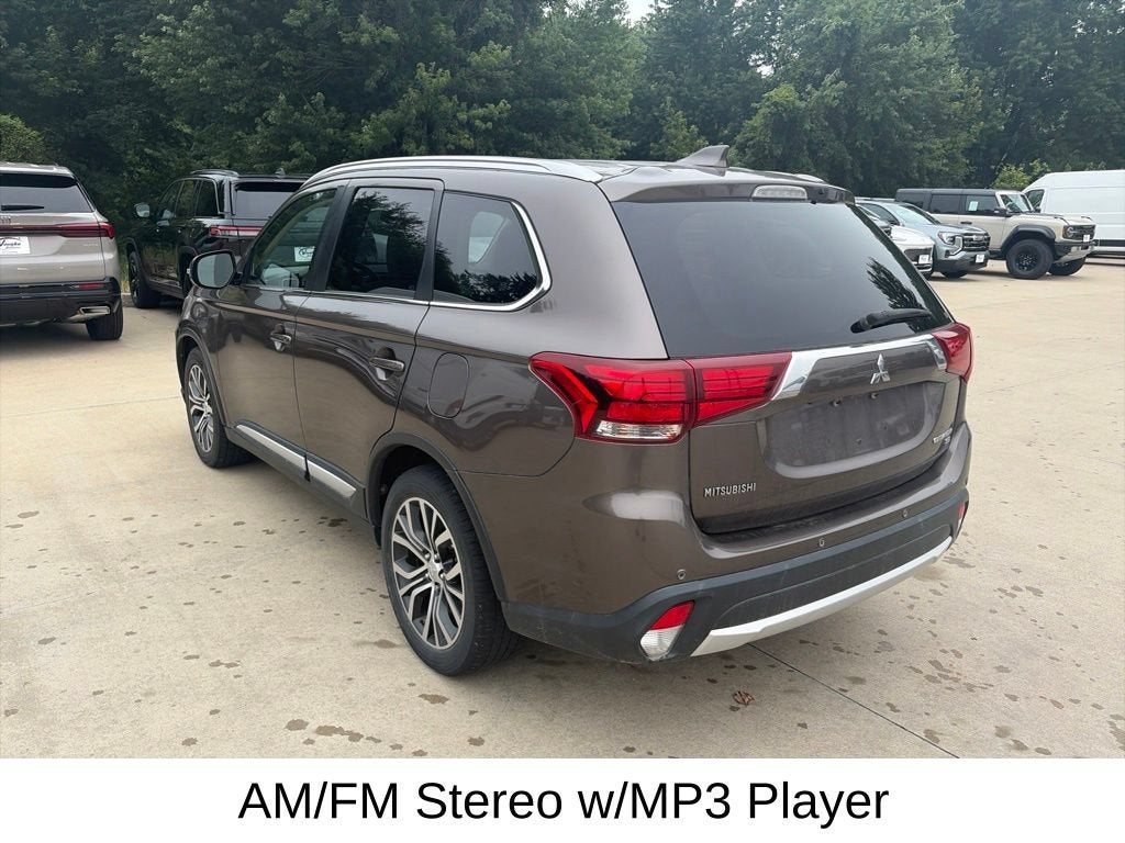 2017 Mitsubishi Outlander SE